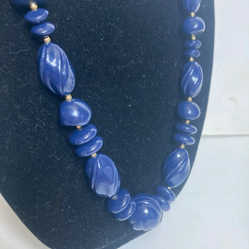 Vintage Blue Lucite Beaded Necklace Gold Tone Accents Textured Chunky Beads NWT